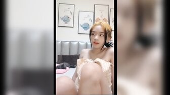 免费看美女无内衣内裤的网站-主播直播嫩妹夢涵和男友長時間激情猛操白漿直流